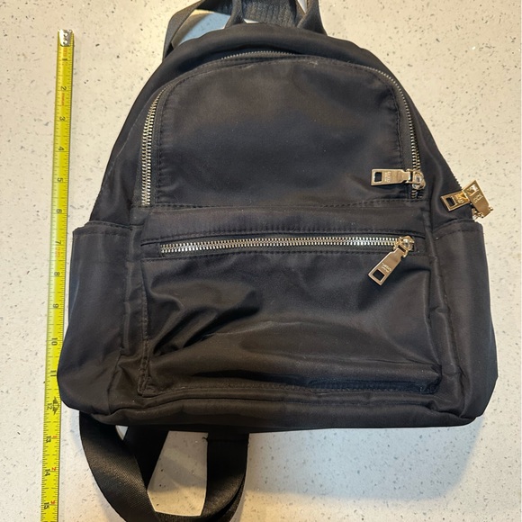 Mini black backpack - Picture 4 of 8